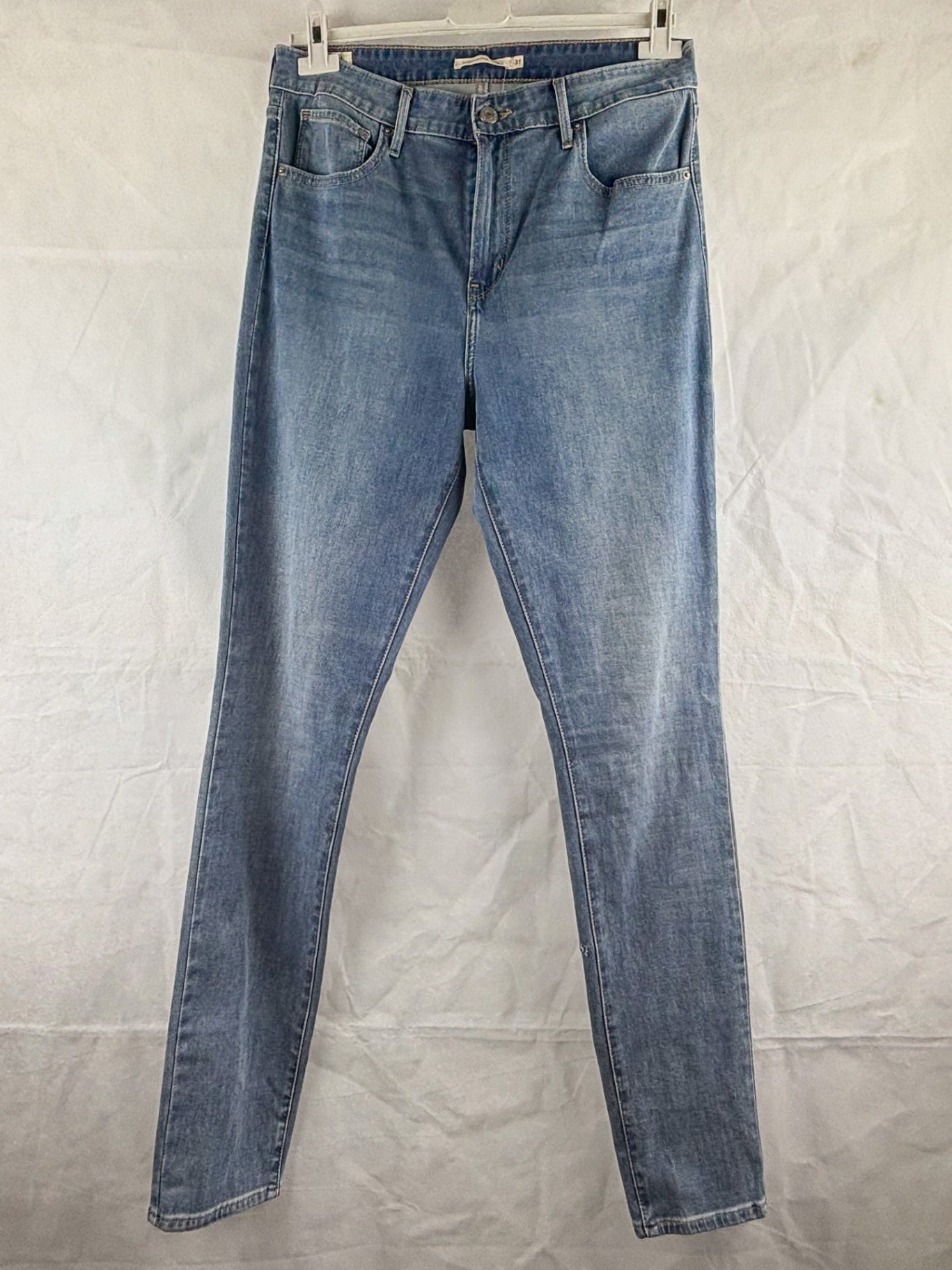 Levis Jeans - 31